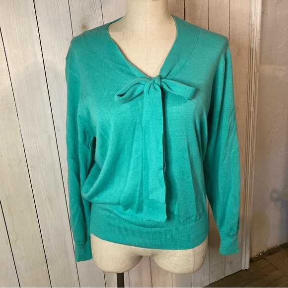 Vintage Sue Brett Teal shirt with bow in front Size 22 - Picture 2 of 7